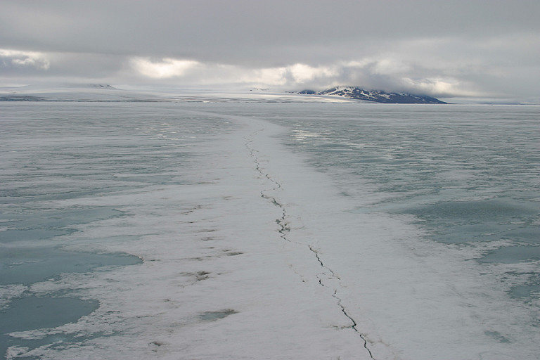 Sommige jaren ligt er in Franz Josefland veel ijs.