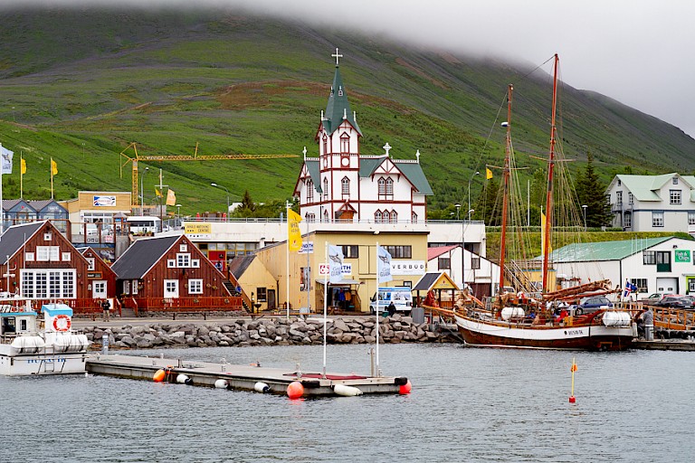 Húsavík is een van de plaatsen van waaruit walvissafari's worden georganiseerd.