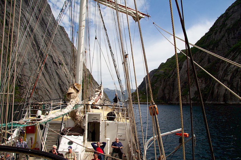 Varen door de Trollfjord.