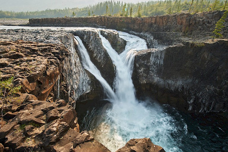 Watervallen in het Poetorana Plateau
