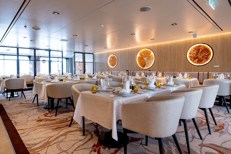 Swan Restaurant