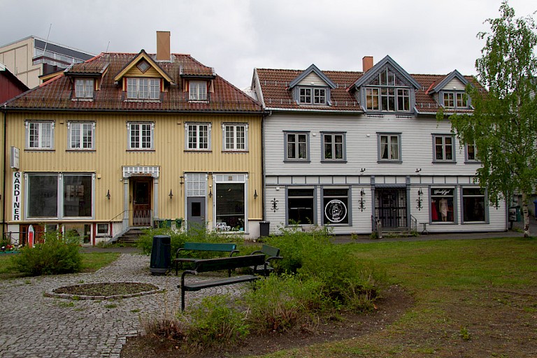 Traditionele huizen in het centrum van Tromsø.