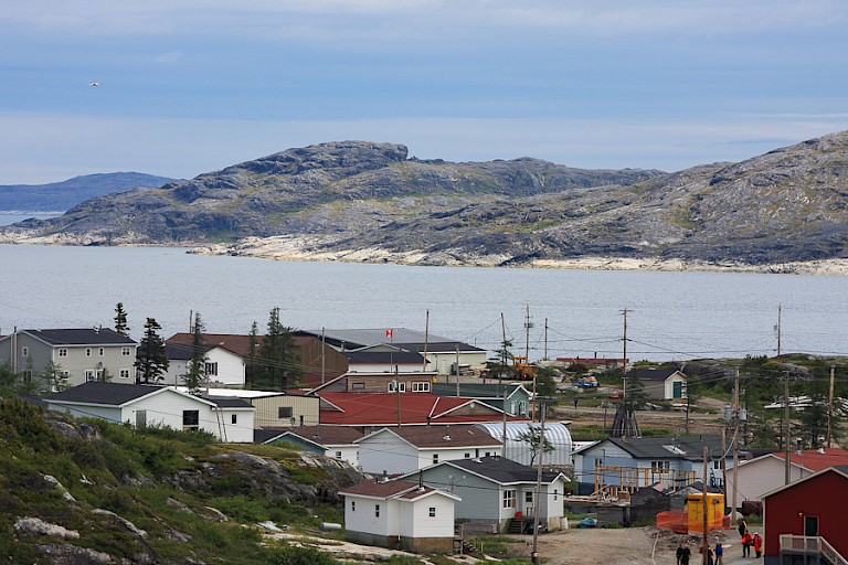 Uitzicht op het historische deel van Nain.