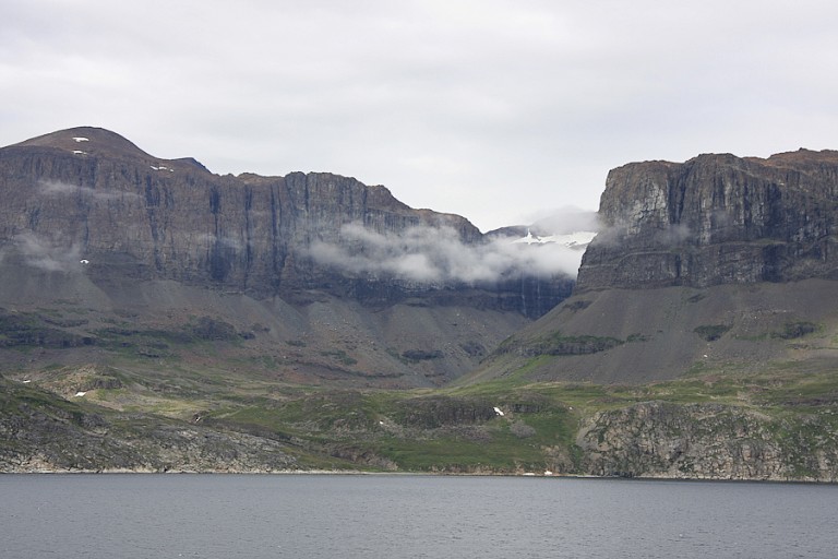 Ruige berglandschap van Torngat Mountains (Labrador).