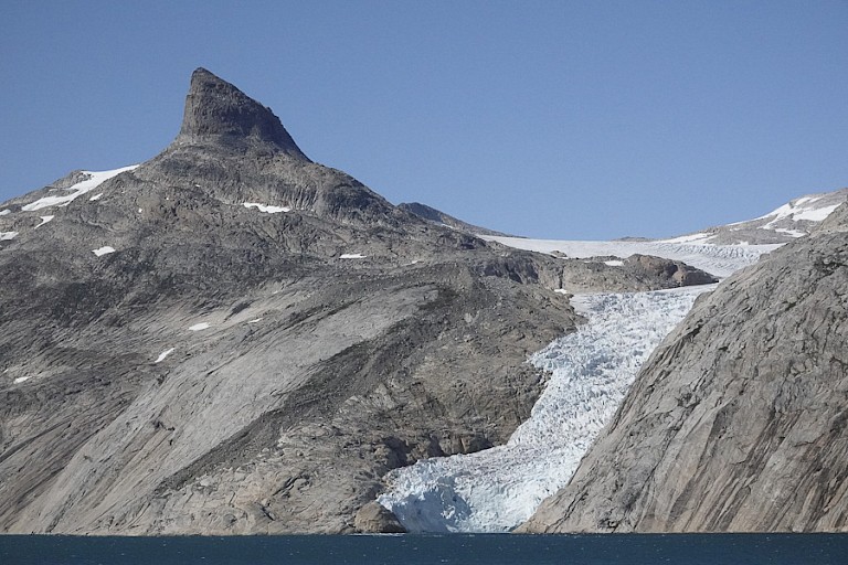 Gletsjer in de Prins Christian Sund