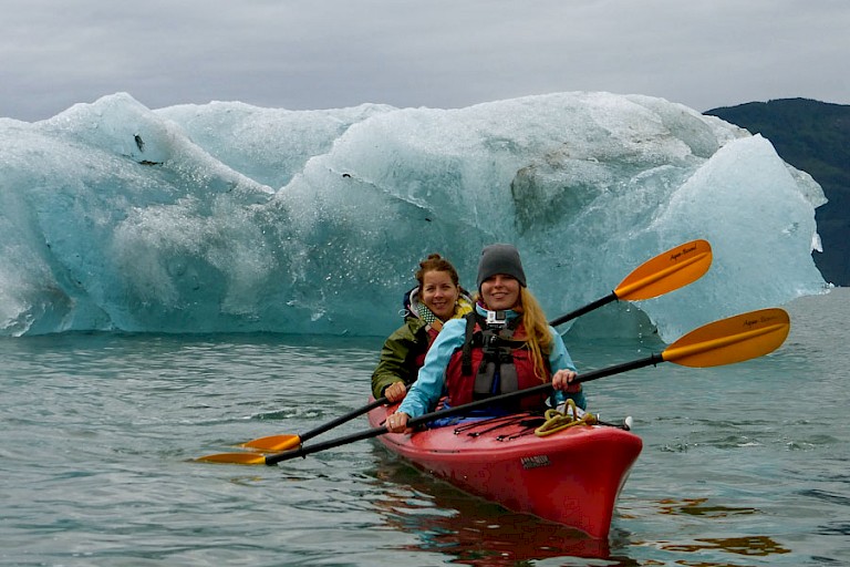 Kajakken langs de gletsjers.