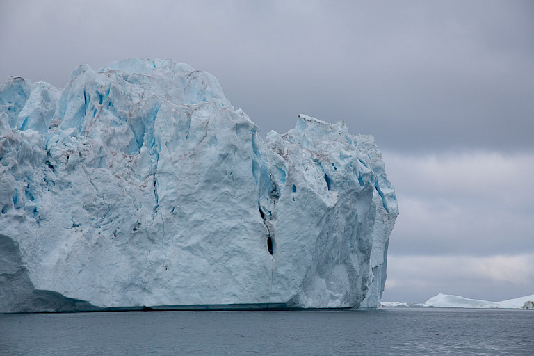 IJsberg in de Smith Sound tussen Canada en Groenland.