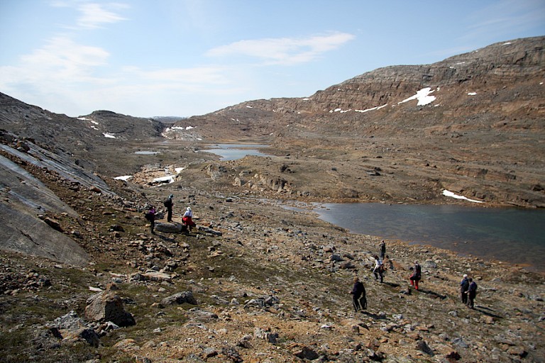 Wandelen in het ruige landschap van Baffin.