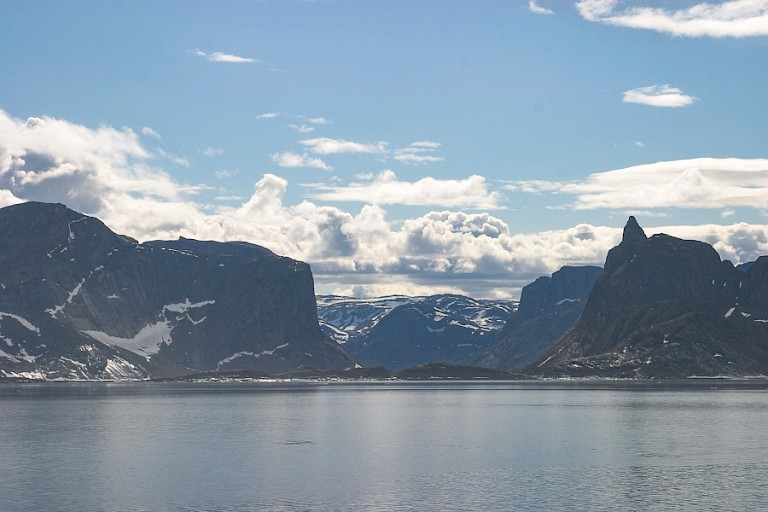 Landschap langs de Frobisher Bay, Baffin, Canada.