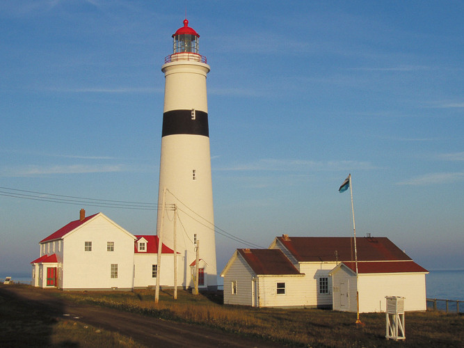 Langs de gehele kust van Newfoundland staan vuurtorens.