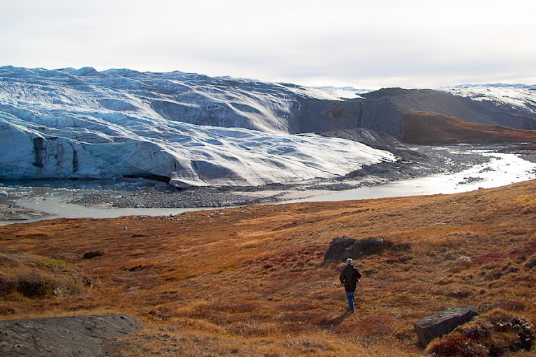 Wandelen naar de Groenlandse IJskap bij Kangerlussuaq.