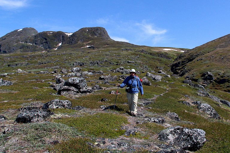 Wandelen door het ruige berglandschap van Zuid-Groenland Foto: Ad Laanen.