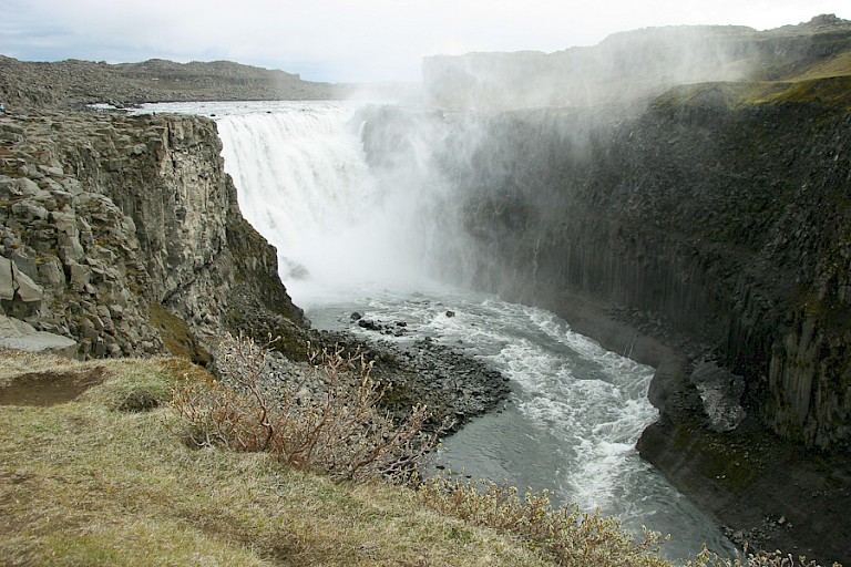 De Dettifoss is de grootste waterval van IJsland.