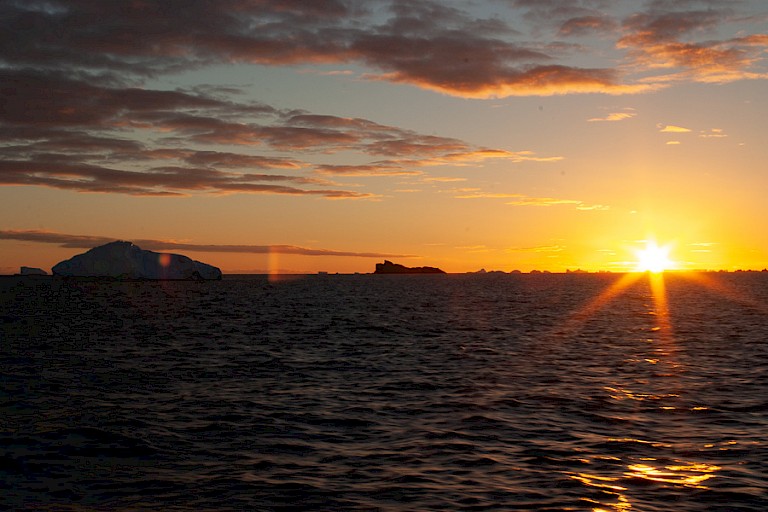 De zon gaat net niet onder.