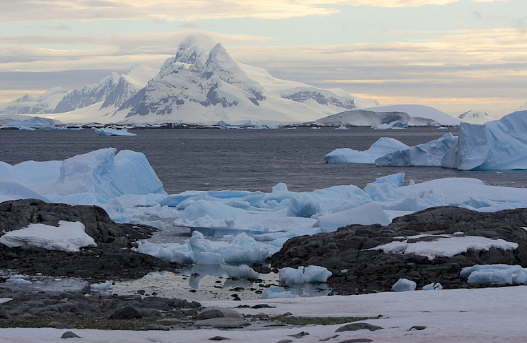 Typisch Antarctisch landschap.