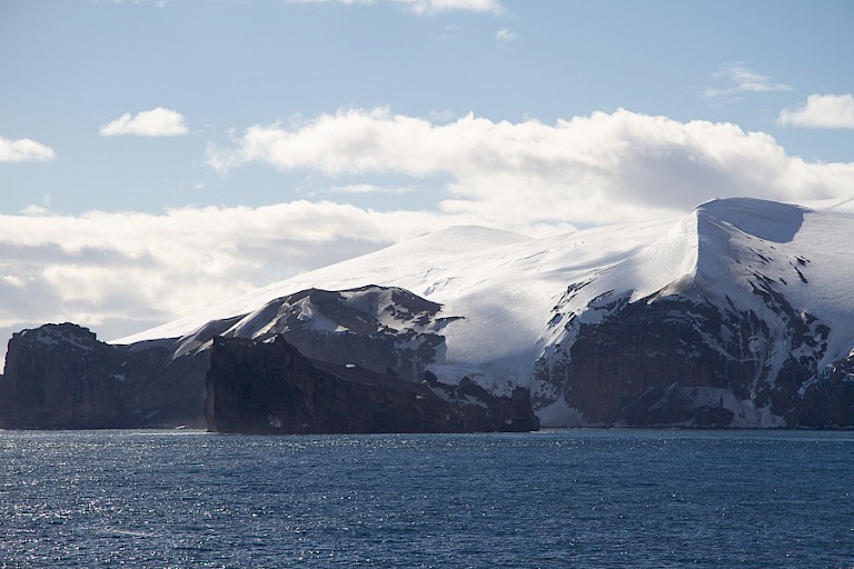De ruige buitenrand van het vulkanische Deception