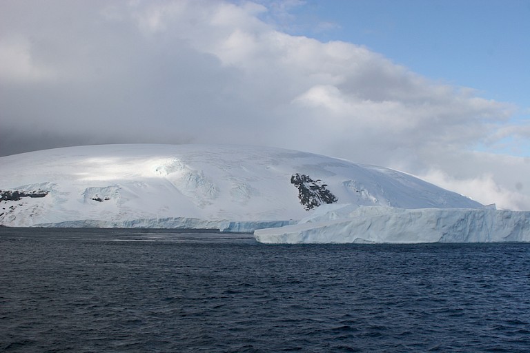 Een groot deel van het landschap in de Weddellzee gaat schuil onder ijskappen.