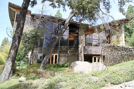 Design Suites Hotel. Bariloche en het merengebied Argentinië.